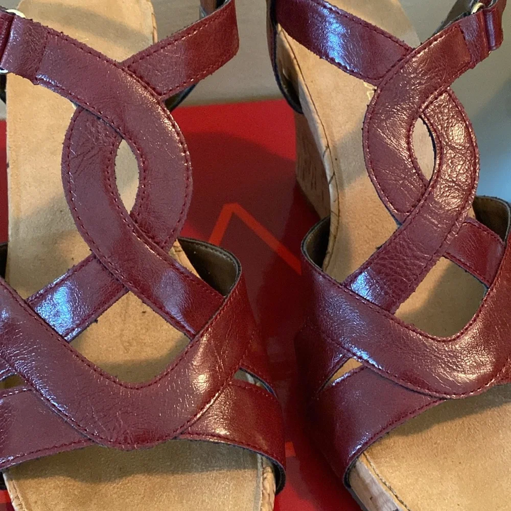 AEROSOLES brand new